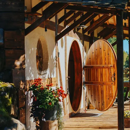 Hobbit House 別荘 Tīnūži